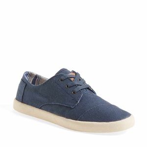 Toms Paseo in classic navy